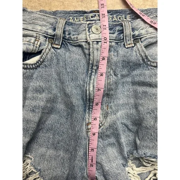 American Eagle Outfitters | Mom Jean | Destroyed Distressed | Size  8 - Picture 13 of 14